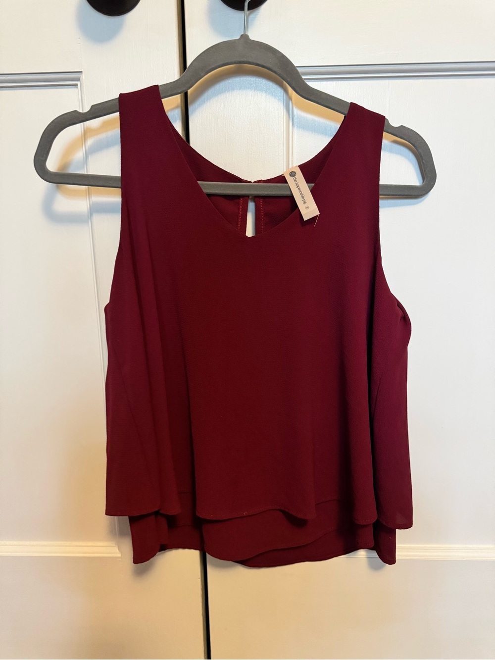 The Impeccable Pig Layered Keyhole Tank in Wine - Picture 1 of 3